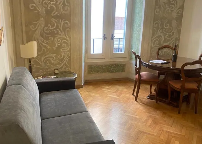 Palazzo Pamphili Lecca Di Guevara * Roma
