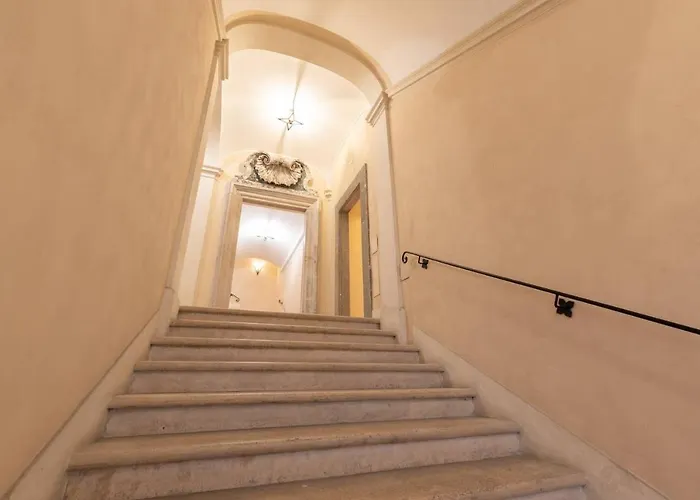 Daire Palazzo Pamphili Lecca Di Guevara *